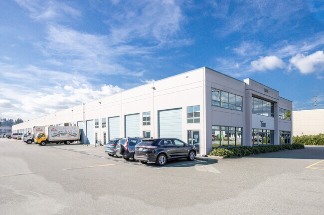 Plus de détails pour 1833 Coast Meridian Rd, Port Coquitlam, BC - Industriel à louer