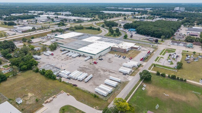 Plus de détails pour 1450 E Laketon Ave, Muskegon, MI - Industriel à vendre
