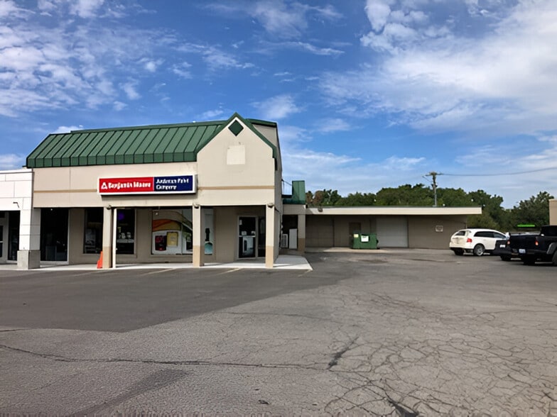 4557-4573 Washtenaw Ave, Ann Arbor, MI for sale - Building Photo - Image 1 of 10