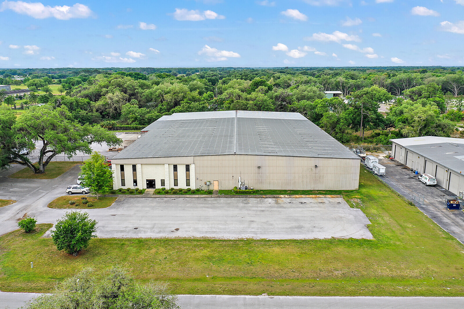 3601 Parkway Blvd, Leesburg, FL à louer Photo du b timent- Image 1 de 21