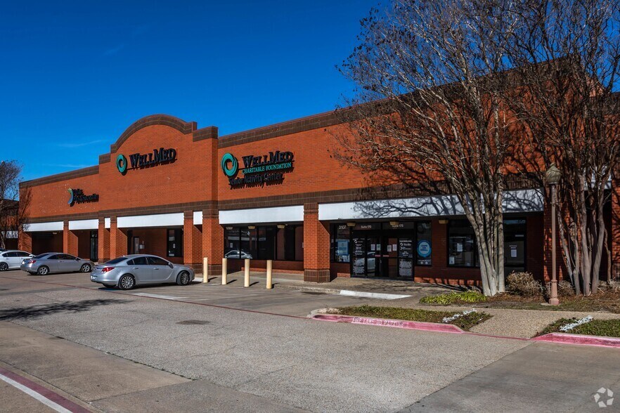 3107 W Camp Wisdom Rd, Dallas, TX à louer - Photo du bâtiment - Image 3 de 10