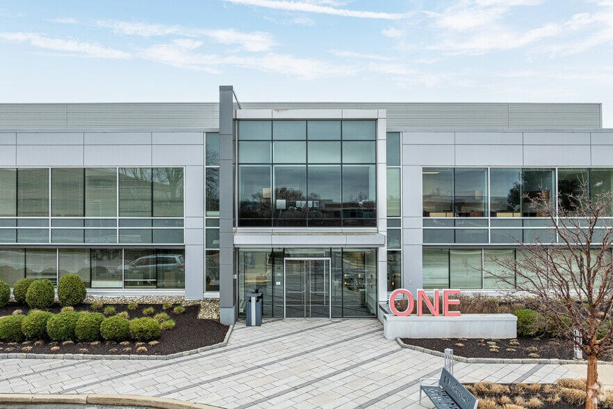 1 country view Rd, Malvern, PA for lease - Building Photo - Image 2 of 5