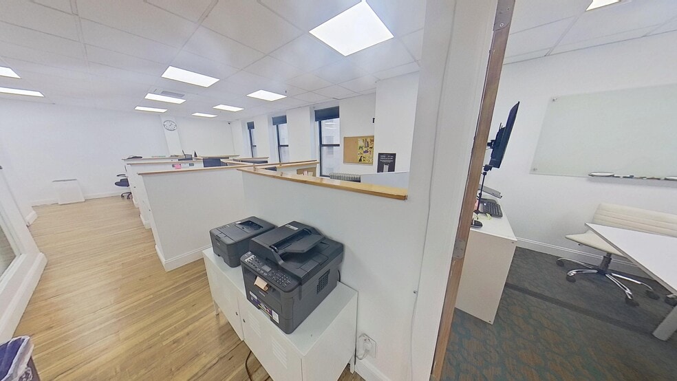 120 W 31st St, New York, NY for lease - Building Photo - Image 3 of 17