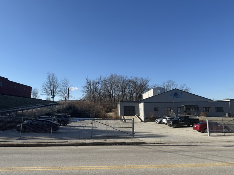 451 Yerkes Rd, King Of Prussia, PA for sale - Building Photo - Image 2 of 7