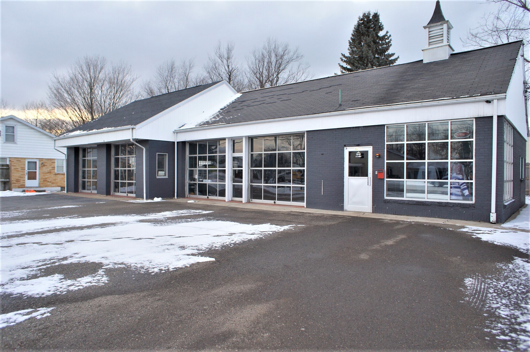 4632 Lake Shore Rd, Hamburg, NY à vendre Photo du bâtiment- Image 1 de 24