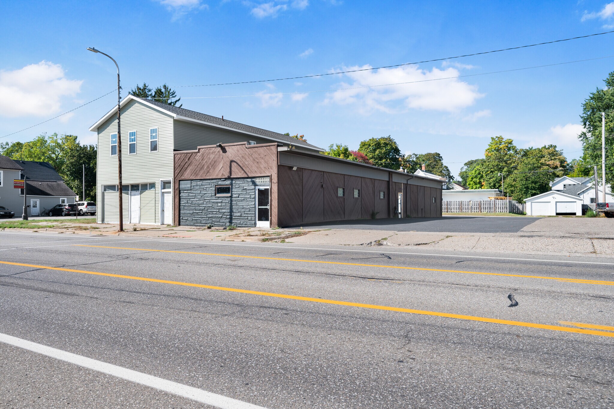 605 N State St, Big Rapids, MI à vendre Photo principale- Image 1 de 14