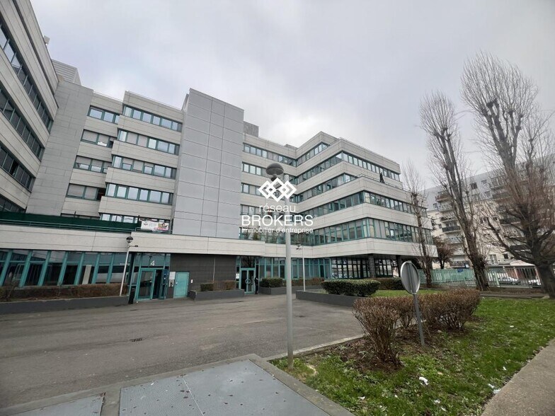 Bureau dans Massy à louer - Photo du bâtiment - Image 1 de 11