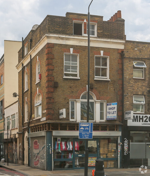 98 Commercial Rd, London à vendre - Photo principale - Image 1 de 1