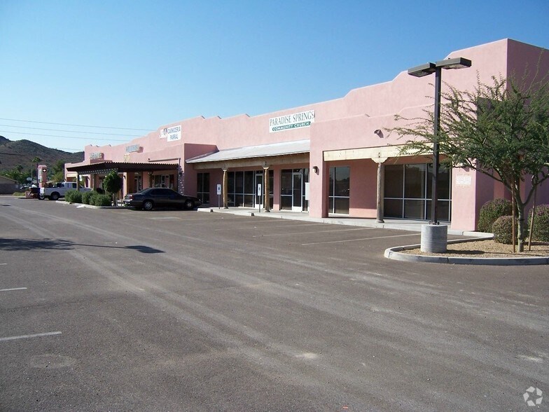 2534 E Greenway Rd, Phoenix, AZ à louer - Photo du bâtiment - Image 2 de 12
