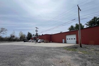 14 Berard Dr, South Burlington, VT for lease Interior Photo- Image 2 of 10