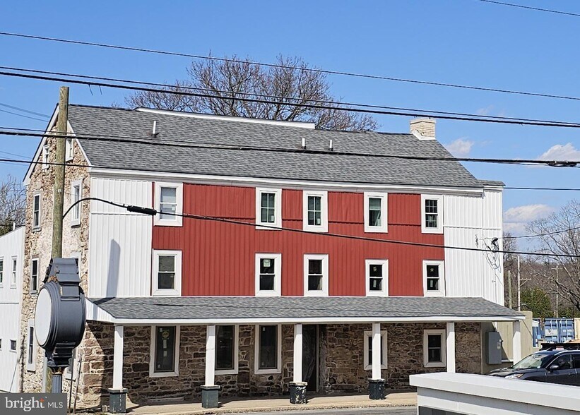 2797 Egypt Rd, Audubon, PA à vendre - Photo du bâtiment - Image 2 de 35