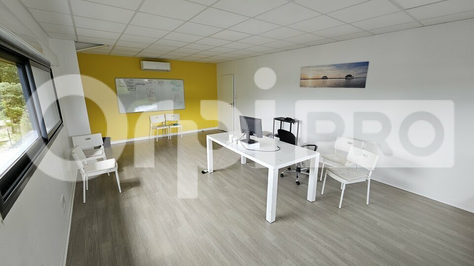 Bureau dans Pessac à louer - Photo intérieure - Image 3 de 4