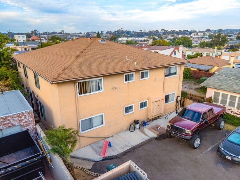 1121 E 6th St, National City, CA for sale - Building Photo - Image 1 of 23
