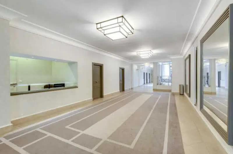 Office in Paris for lease Lobby- Image 1 of 9