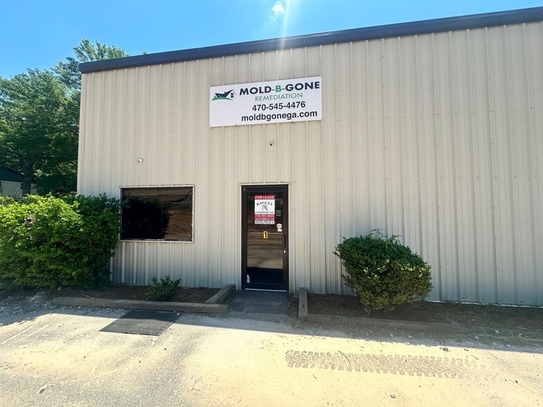 1847 Canton Hwy, Cumming, GA for lease - Primary Photo - Image 1 of 10
