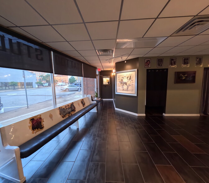 1110 Main St, Lubbock, TX à vendre - Photo du bâtiment - Image 3 de 33