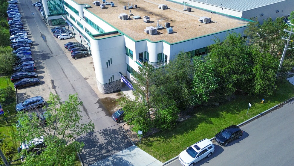 3160 Parsons Rd NW, Edmonton, AB for sale - Building Photo - Image 3 of 7