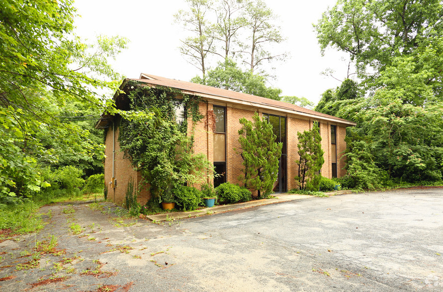 1606 Horseshoe Dr, Columbia, SC for sale - Primary Photo - Image 1 of 1