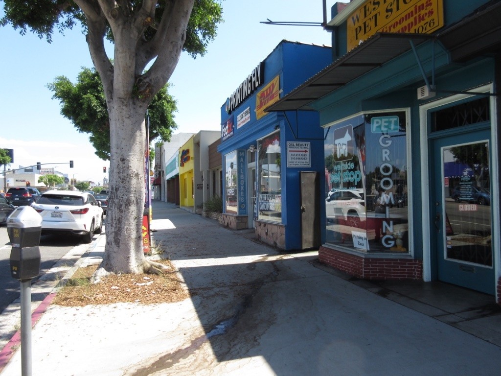 10586 W Pico Blvd, Los Angeles, CA à vendre Photo du bâtiment- Image 1 de 1