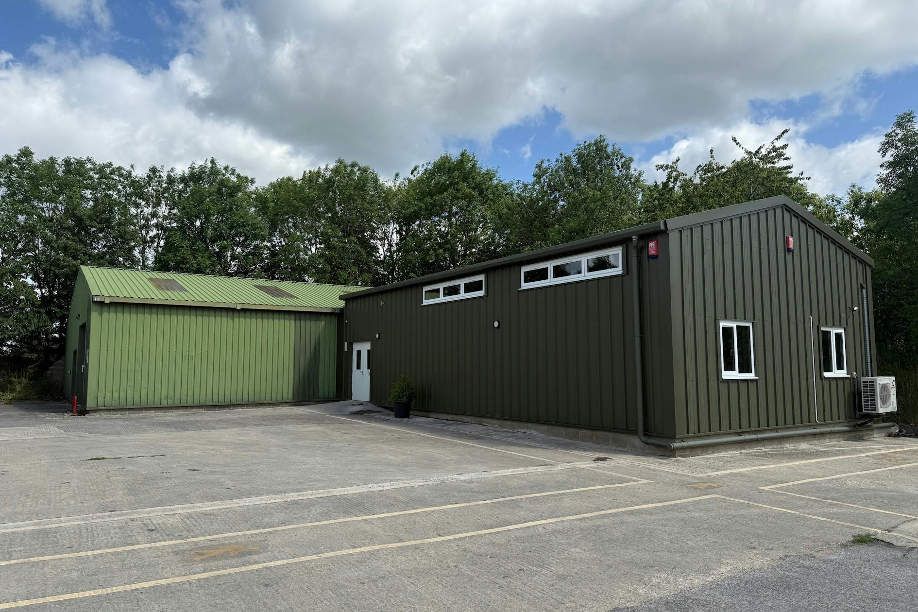 6 Pinkney Park, Malmesbury à louer Photo principale- Image 1 de 4