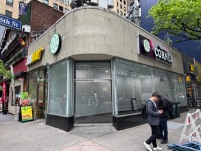 716 Third Ave, New York, NY for lease Building Photo- Image 1 of 1