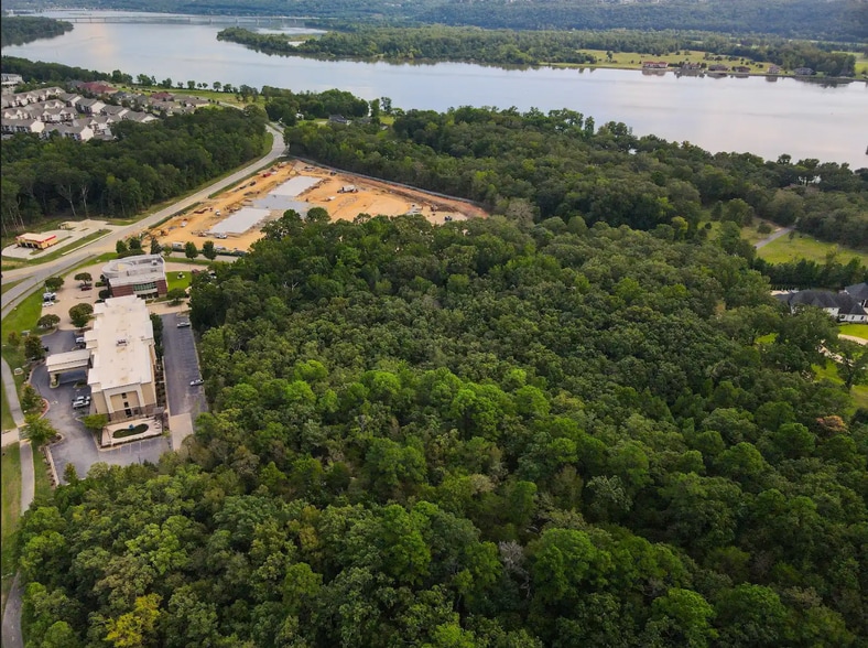001-002 Crystal Hill Rd, Maumelle, AR for sale - Building Photo - Image 2 of 10