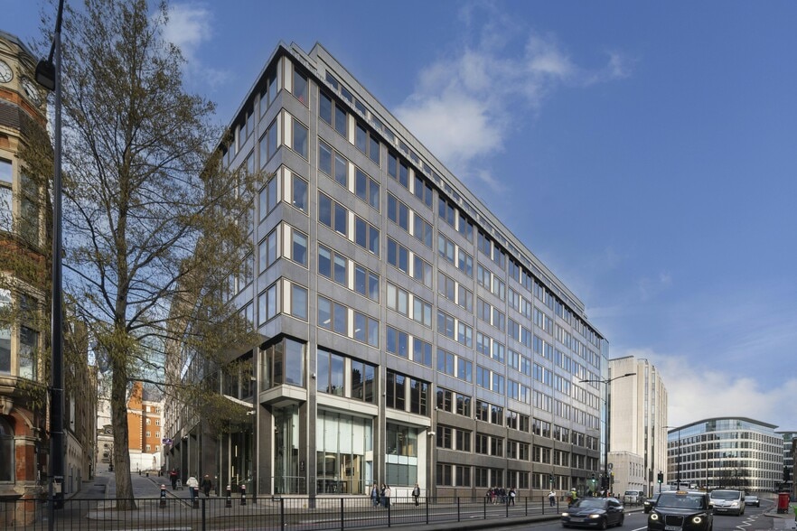 100 Lower Thames St, Londres à louer - Photo du bâtiment - Image 1 de 22