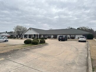 More details for 7001 S Hazel St, Pine Bluff, AR - Health Care for Sale