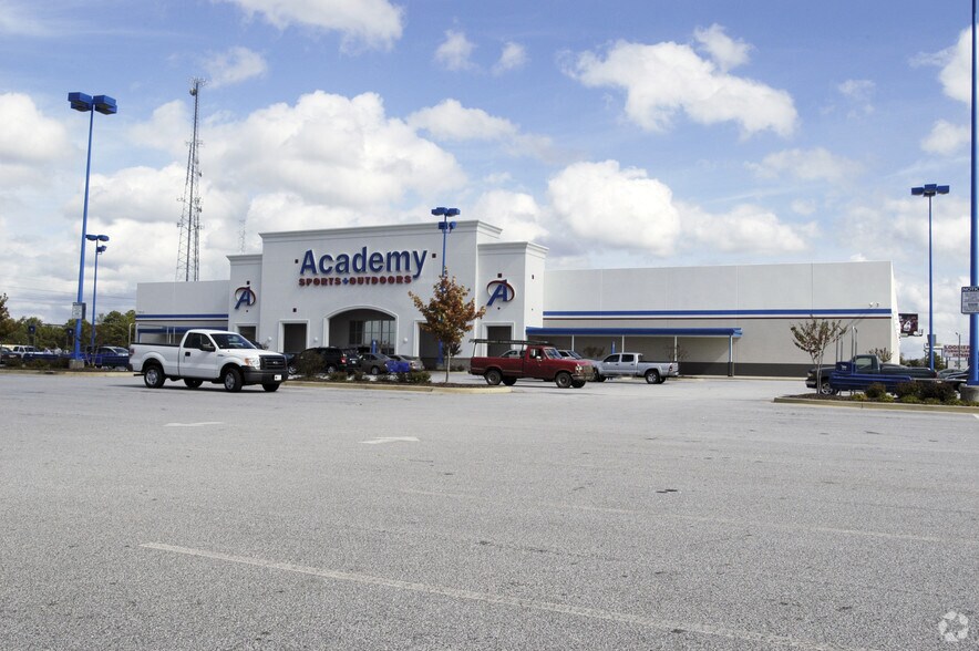 1689 Eisenhower Pky, Macon-Bibb, GA à vendre - Photo principale - Image 1 de 6