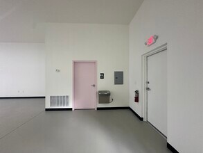 741 Tillman Pl, Plant City, FL à louer Photo intérieure- Image 1 de 4