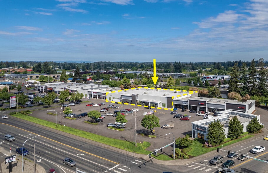 11808 NE Fourth Plain Blvd, Vancouver, WA for lease - Primary Photo - Image 1 of 7
