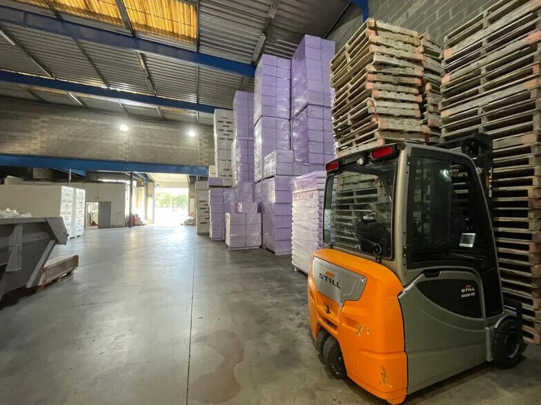 Industriel dans Vitry-sur-Seine à louer - Photo intérieure - Image 2 de 4