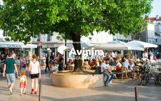 Plus de détails pour Commerce de détail à louer