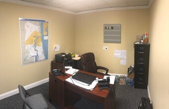 793 Blanding Blvd, Orange Park, FL for lease Interior Photo- Image 2 of 3