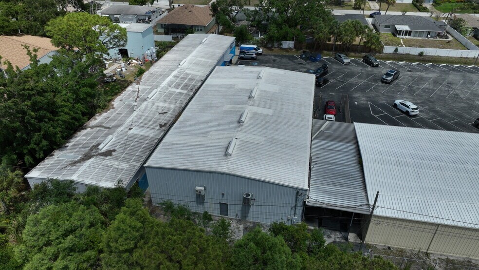 2866 Roosevelt Blvd, Clearwater, FL à vendre - Photo du bâtiment - Image 3 de 32