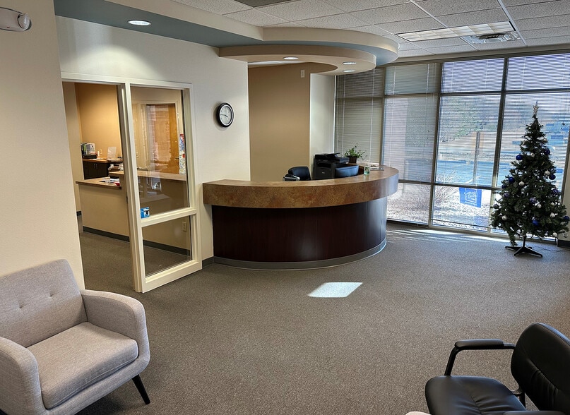 2848 Cottage Grove Rd, Cottage Grove, WI for lease - Interior Photo - Image 3 of 15