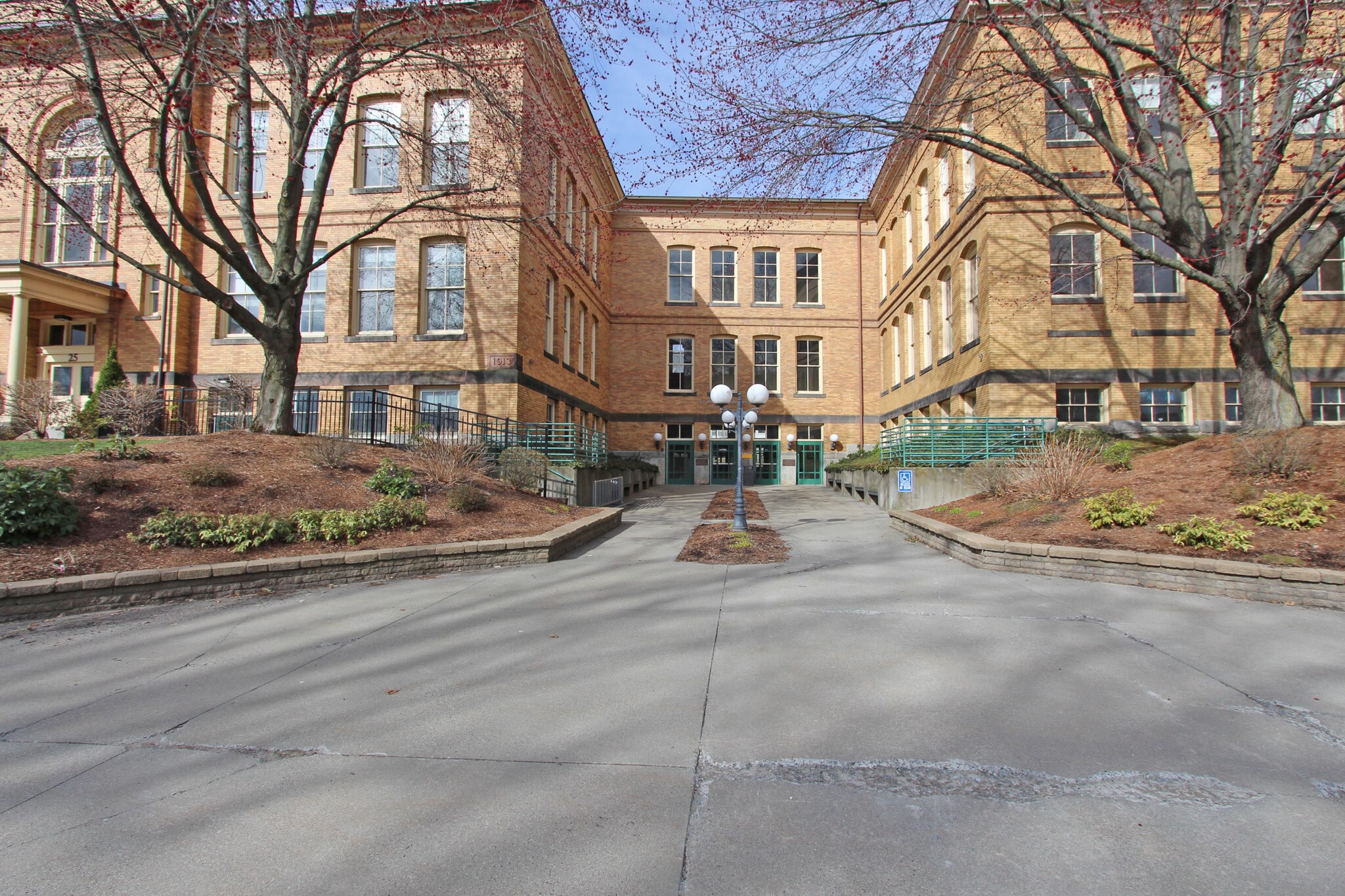 17 New South St, Northampton, MA for sale Building Photo- Image 1 of 9