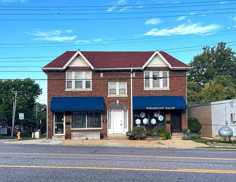 2173-2175 S Big Bend Blvd, Saint Louis, MO for sale - Building Photo - Image 2 of 3