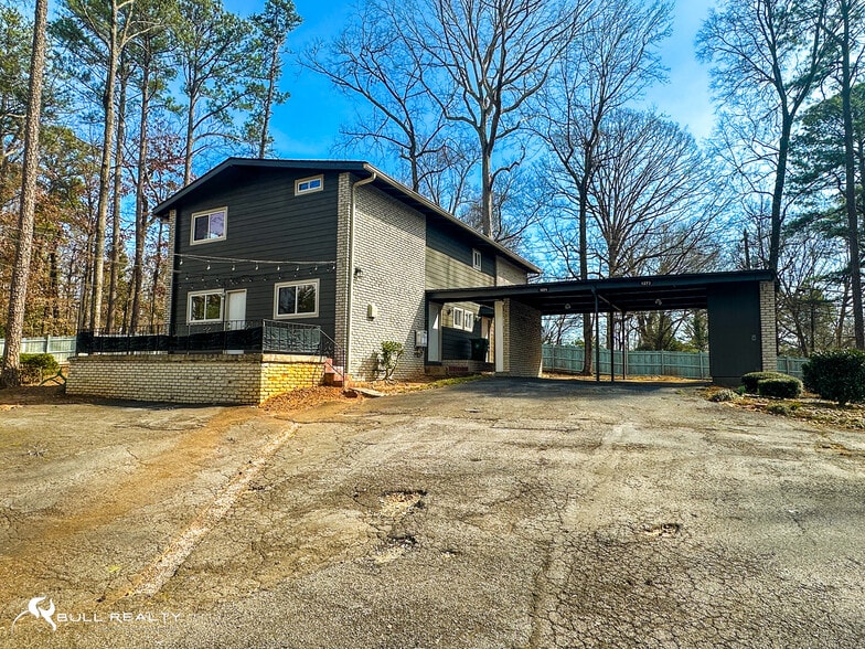 1277 Goodwin Rd, Brookhaven, GA for sale - Building Photo - Image 2 of 21