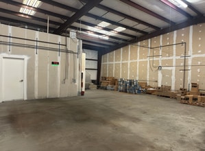 26797 Hanna Rd, Conroe, TX for lease Interior Photo- Image 2 of 6