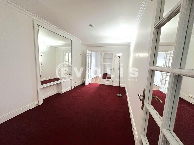 30 Cours Du Chapeau Rouge, Bordeaux for lease - Interior Photo - Image 3 of 5