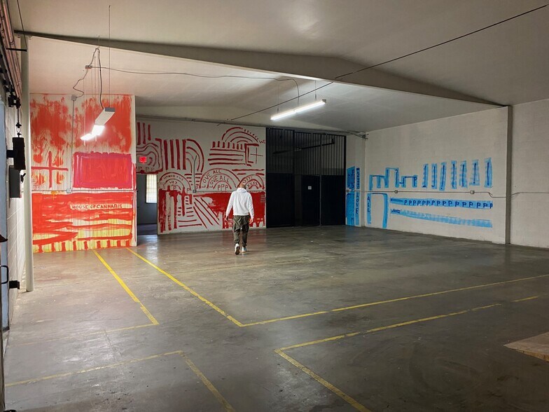 3520-3540 Emery St, Los Angeles, CA à louer - Photo intérieure - Image 3 de 5