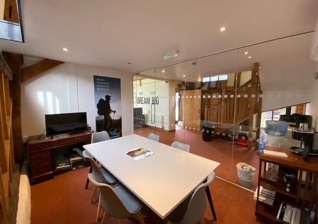 Meppershall Rd, Hitchin for lease Interior Photo- Image 1 of 2