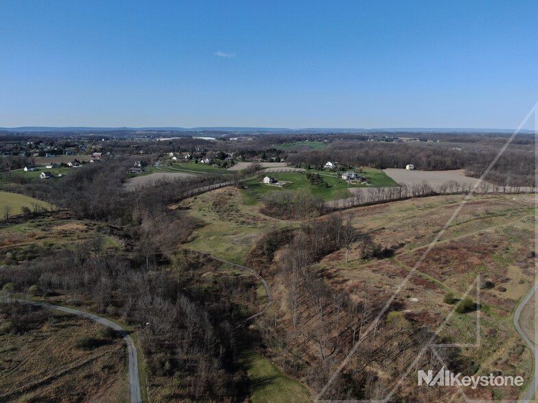 440 Albright Rd, Kutztown, PA for sale - Building Photo - Image 2 of 24