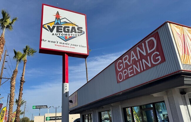 Plus de détails pour 2445 E Sahara Ave, Las Vegas, NV - Commerce de détail à louer