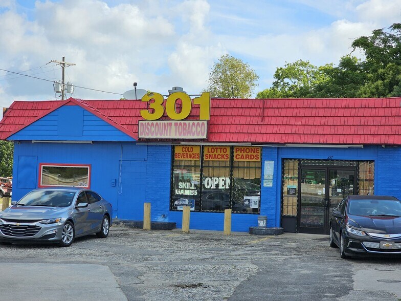 227 S Eastern Blvd, Fayetteville, NC à vendre - Photo du bâtiment - Image 1 de 4