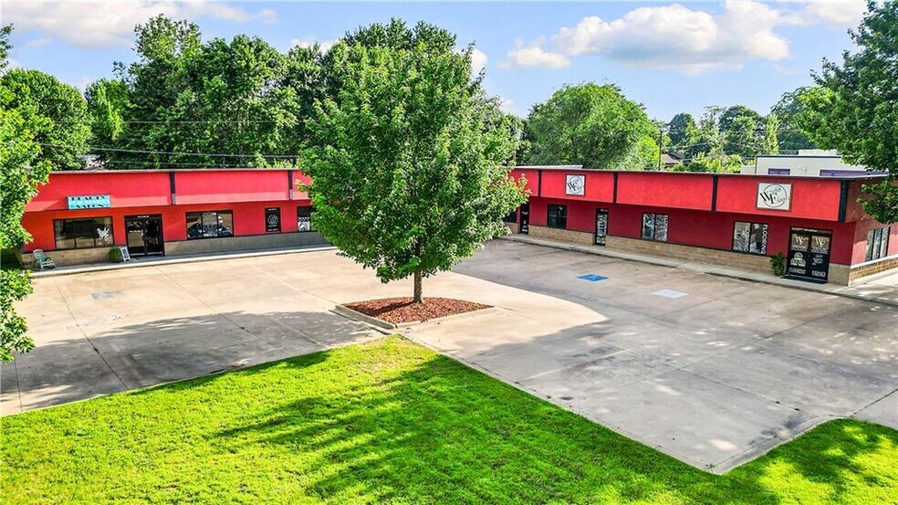 201-229 Lee Town Rd, Pea Ridge, AR à vendre - Photo du bâtiment - Image 3 de 20
