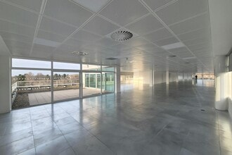 1 North Fourth St, Milton Keynes for lease Interior Photo- Image 1 of 3