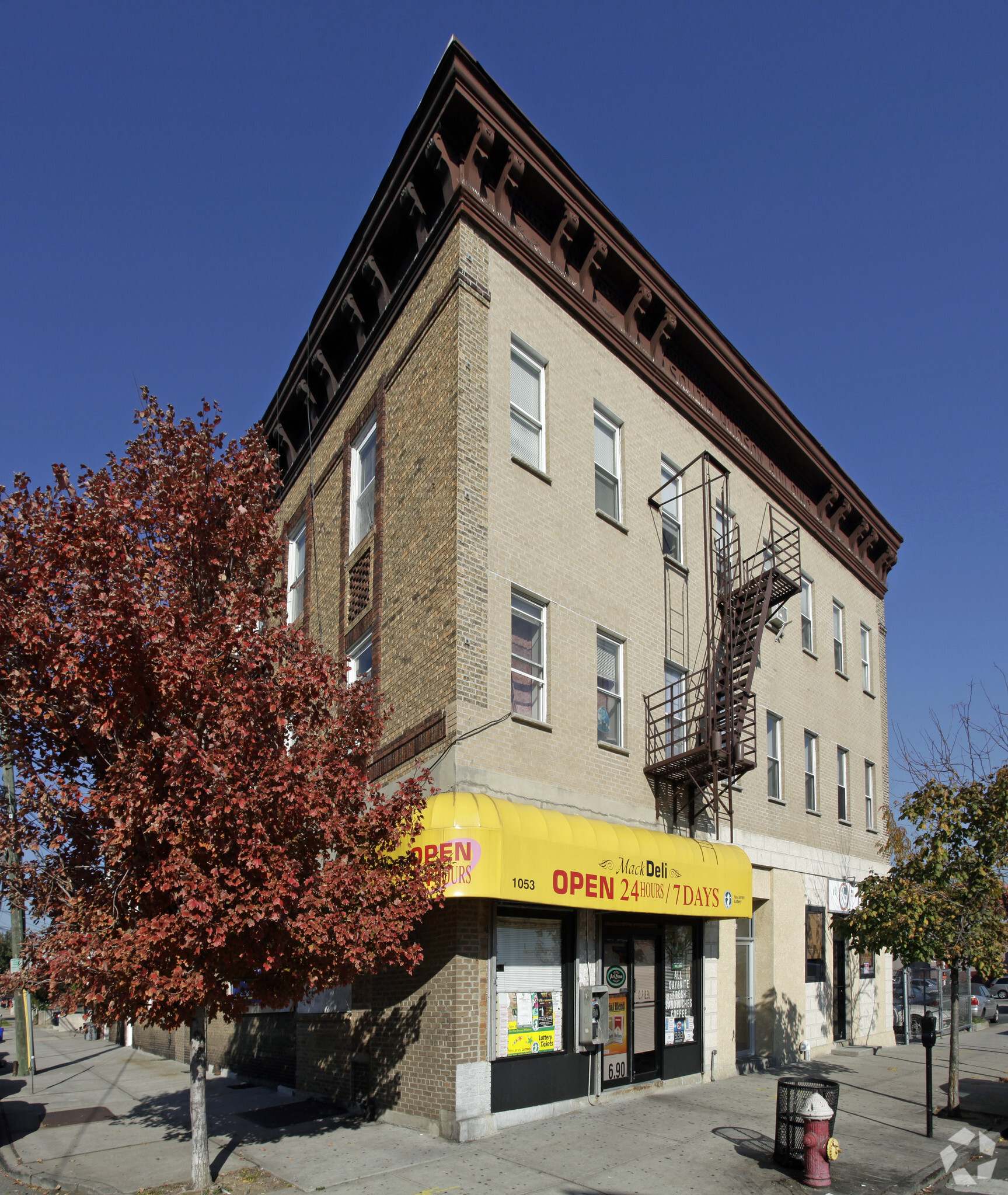 1053-1057 Broadway, Bayonne, NJ for sale Primary Photo- Image 1 of 1