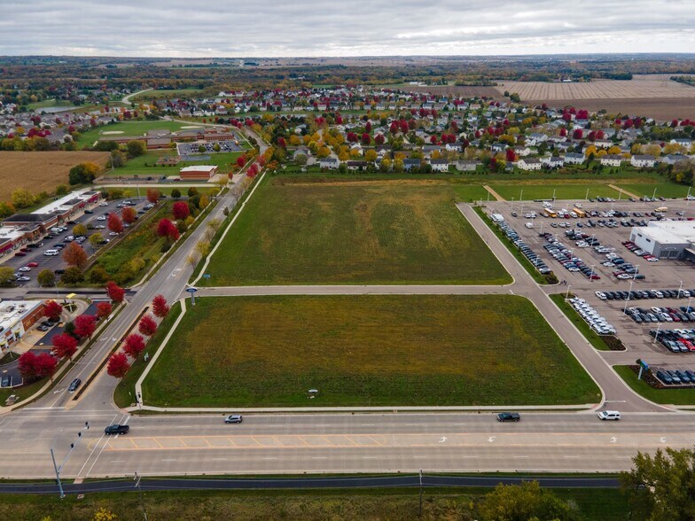 12950 US Highway 34, Plano, IL à vendre - Photo du bâtiment - Image 3 de 9